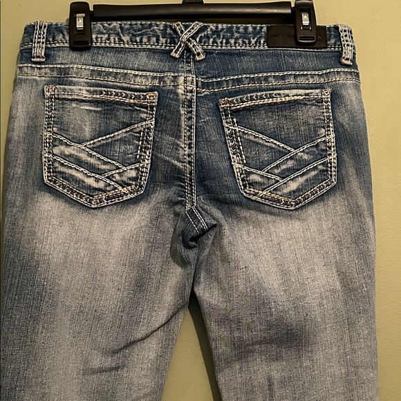 Twentyone Black by Rue21 Light Blue Distressed Boot Cut Jeans Size 9/10 - Picture 4 of 9